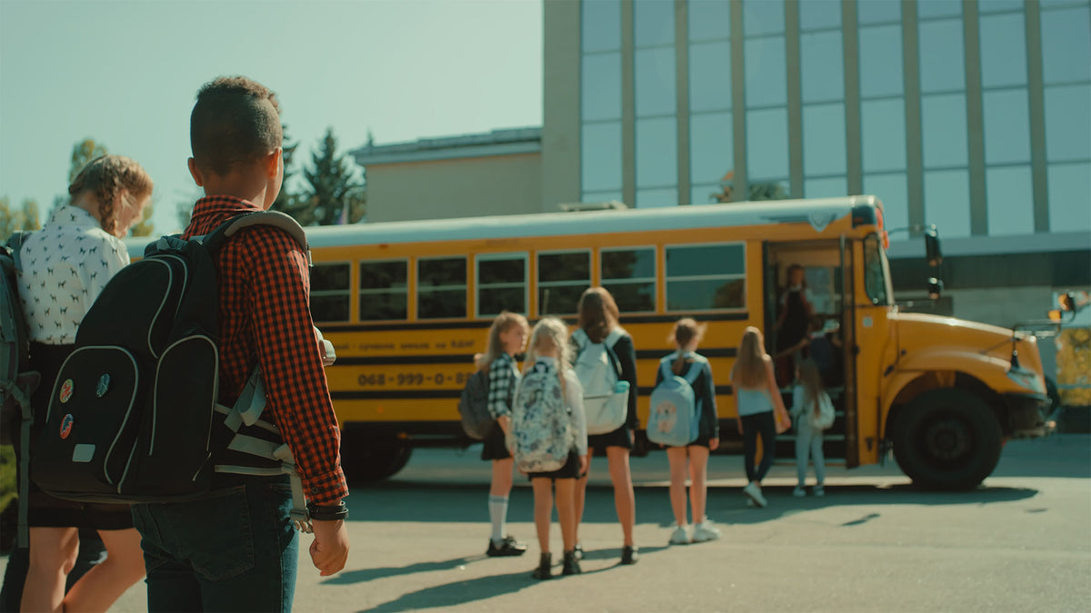 Original interior image before professional color grading